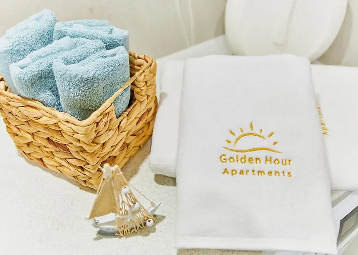 Golden Hour Apartments - Platan Tower
